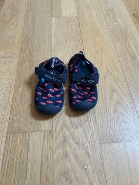 Nautica Boys Water Shoe - Size 8C